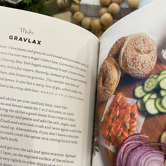 Adarme: The Year of Cozy: 125 Recipes, Crafts, and Other Homemade Adventures - Picture 7 of 7